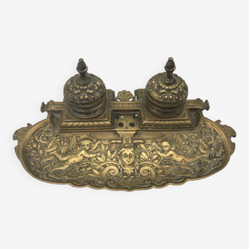 Encrier double en bronze à décor antique de chérubins, XlXème