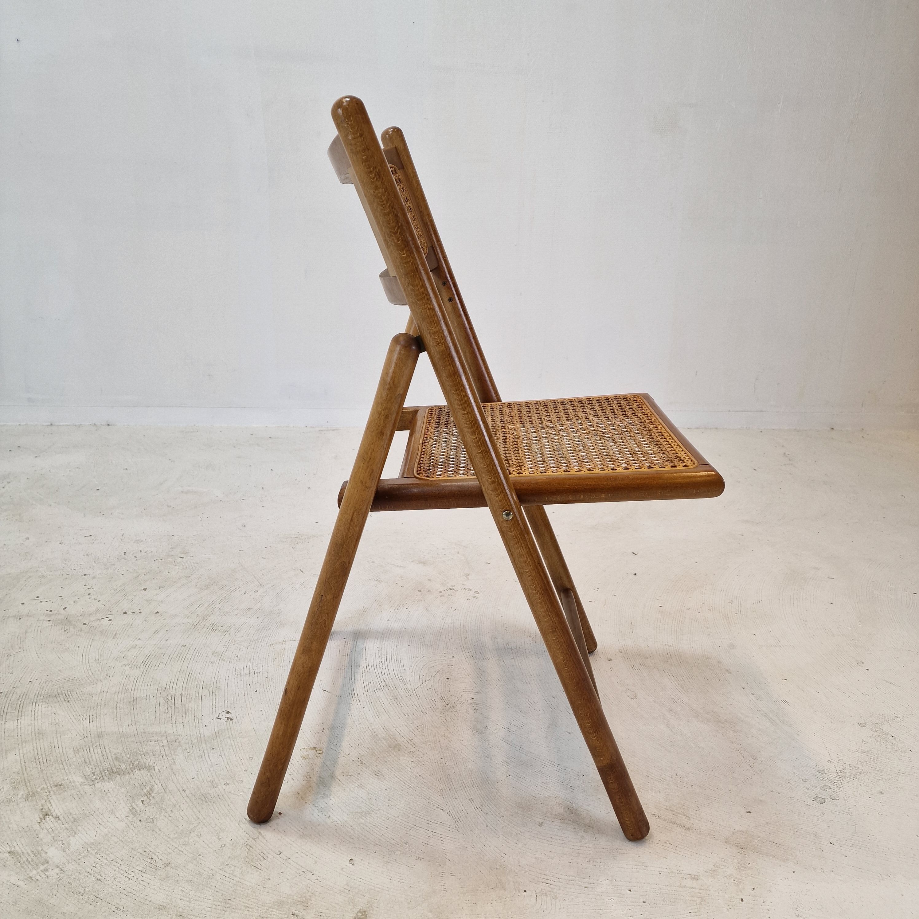 Ensemble de 2 chaises pliantes italiennes en osier, années 1980