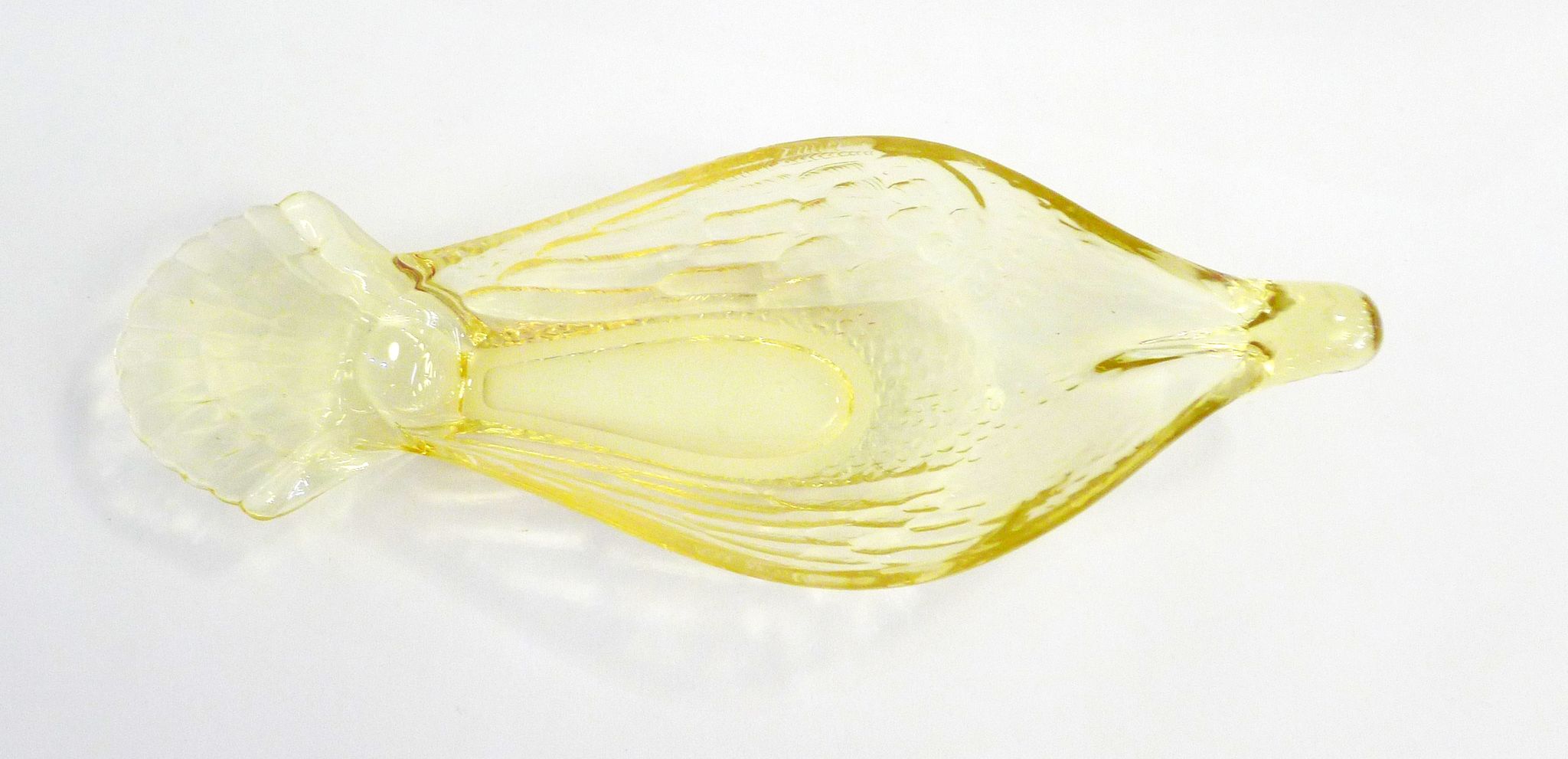 Bird bowl, in pale yellow crystal glass