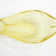 Bird bowl, in pale yellow crystal glass