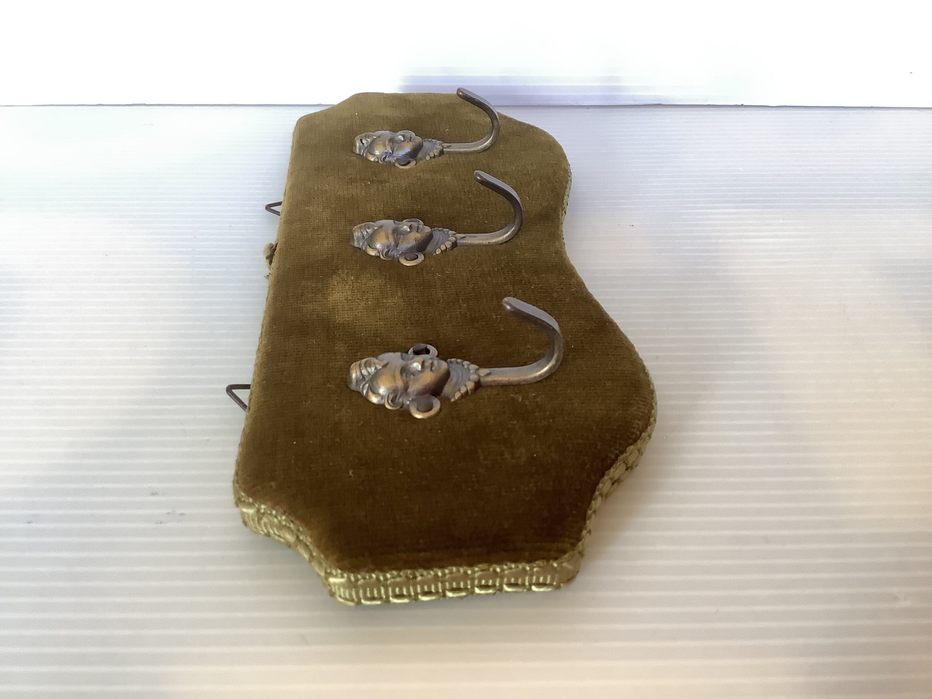 Key Hanger Range Key Ring Velvet Green khaki