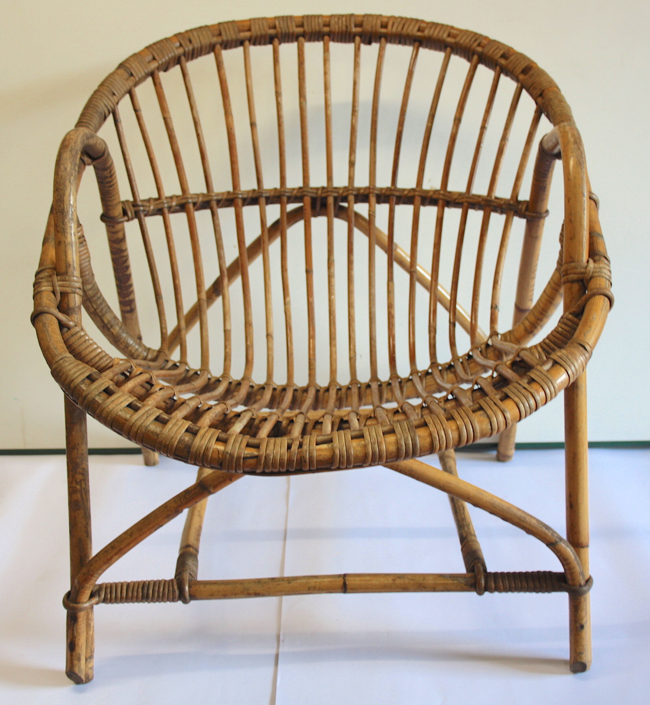 Pair of armchairs in rattan vintage