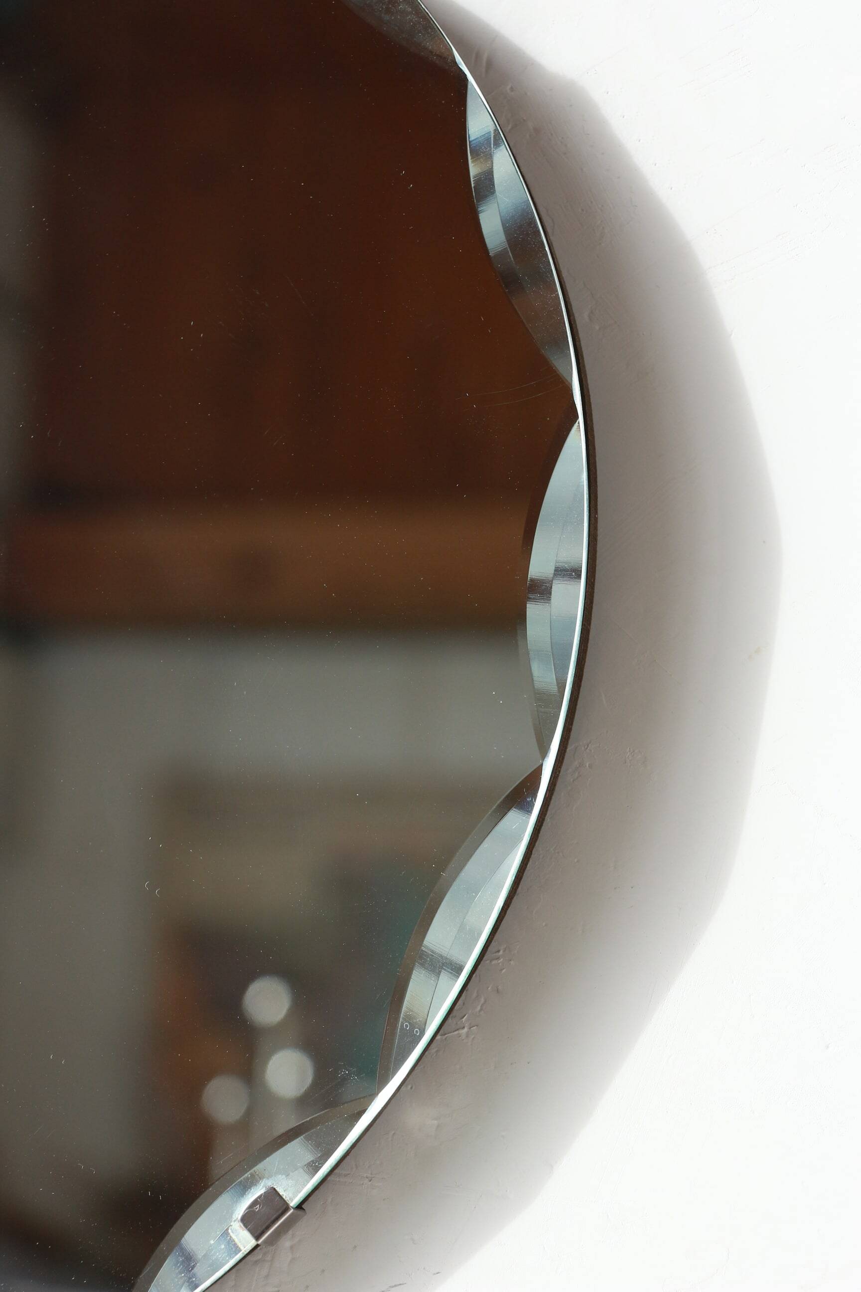 Round Beveled Mirror - 1.11.23.07