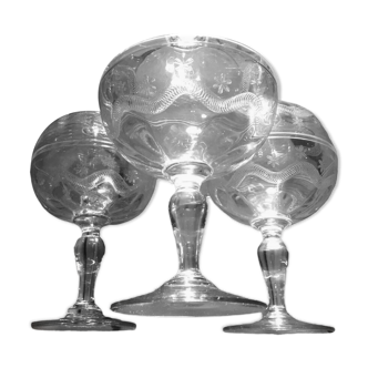 Suite de 3 verres en cristal de vierzon modele emma 1930 1940