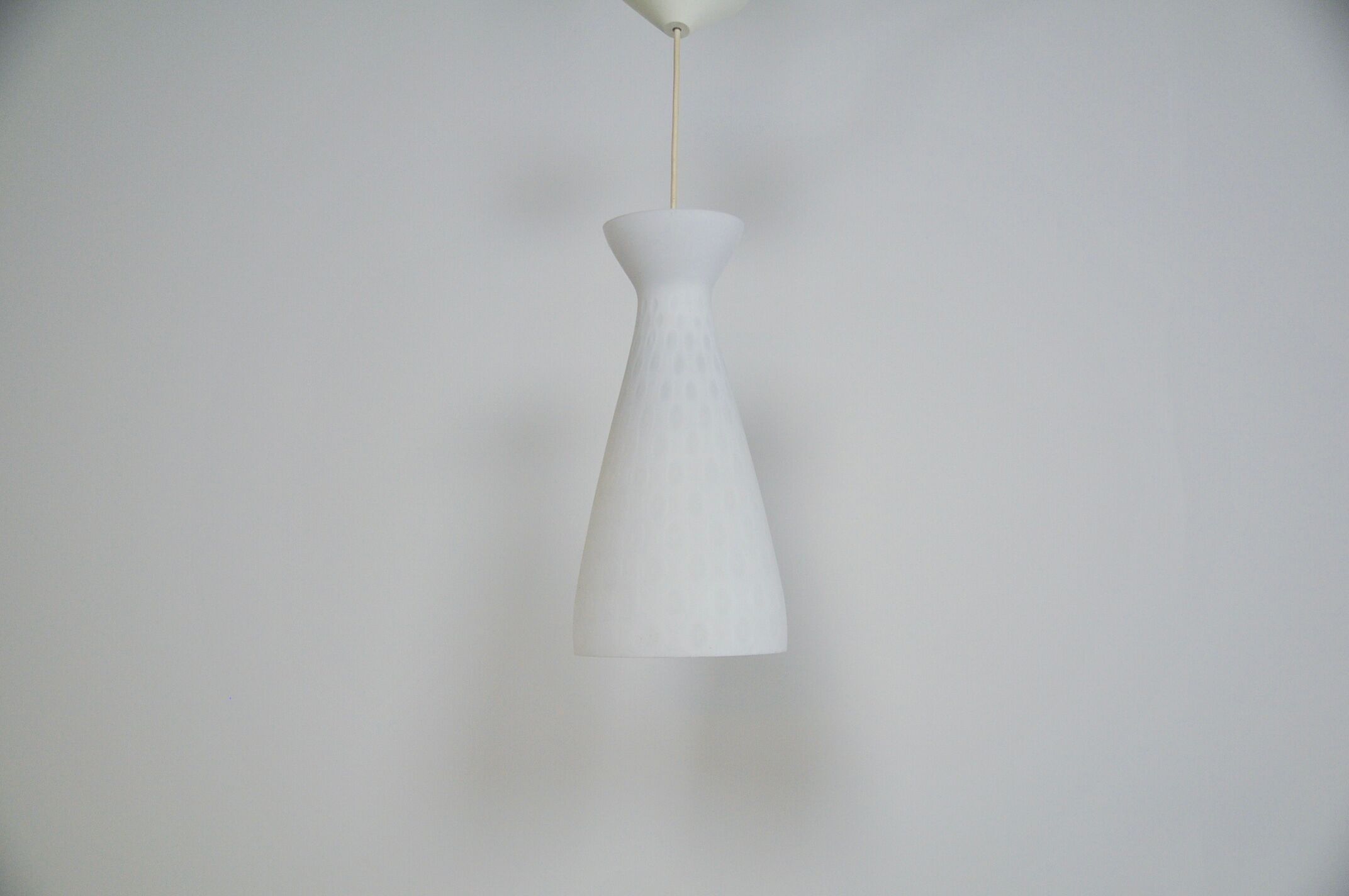 Milk glass pendant lamp Peill Putzler 'Ibiza'
