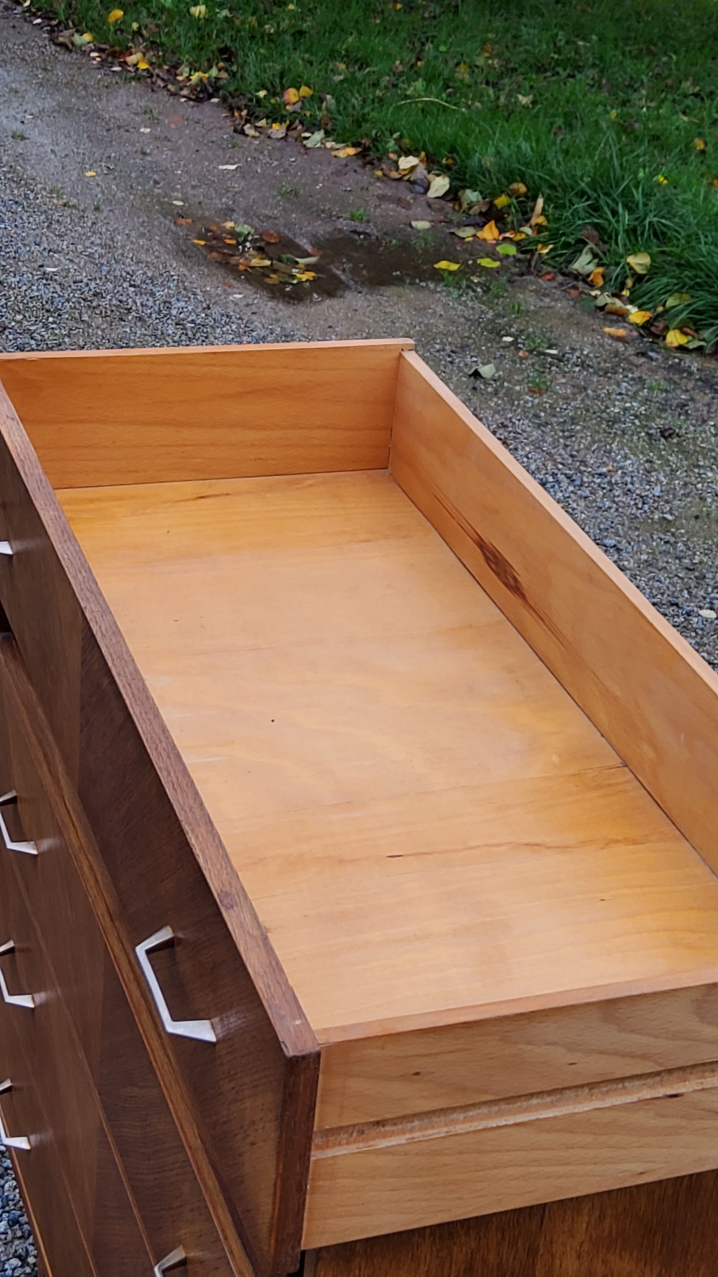 Vintage chest of drawers from the 50s in blond oak 4 drawers feet bobbin