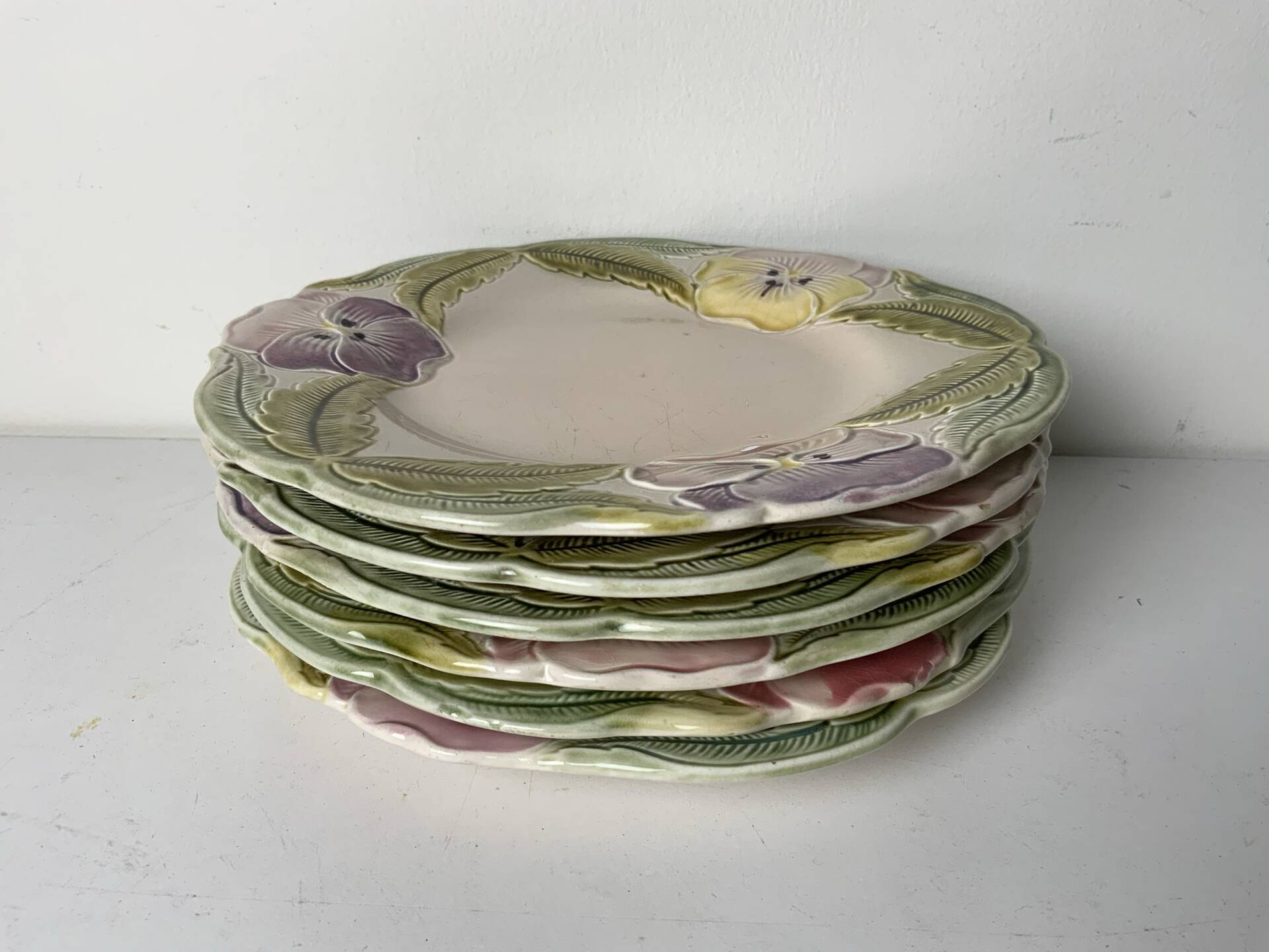 Slipware plates