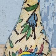 Bouteille en céramique siliceuse Iznik Turquie à décor floral 19ème siècle