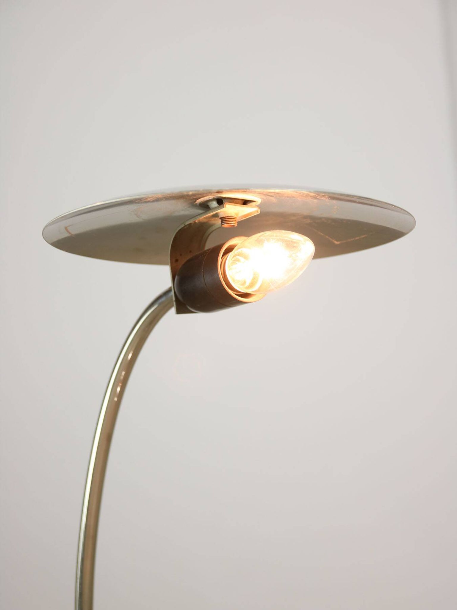 Mid-Century Italian Big Button Table Lamp in Chrome