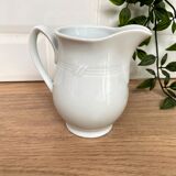 Pot à lait en porcelaine