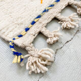 Moroccan Berber beni ouarain ecru rug with colored lines 145x98cm
