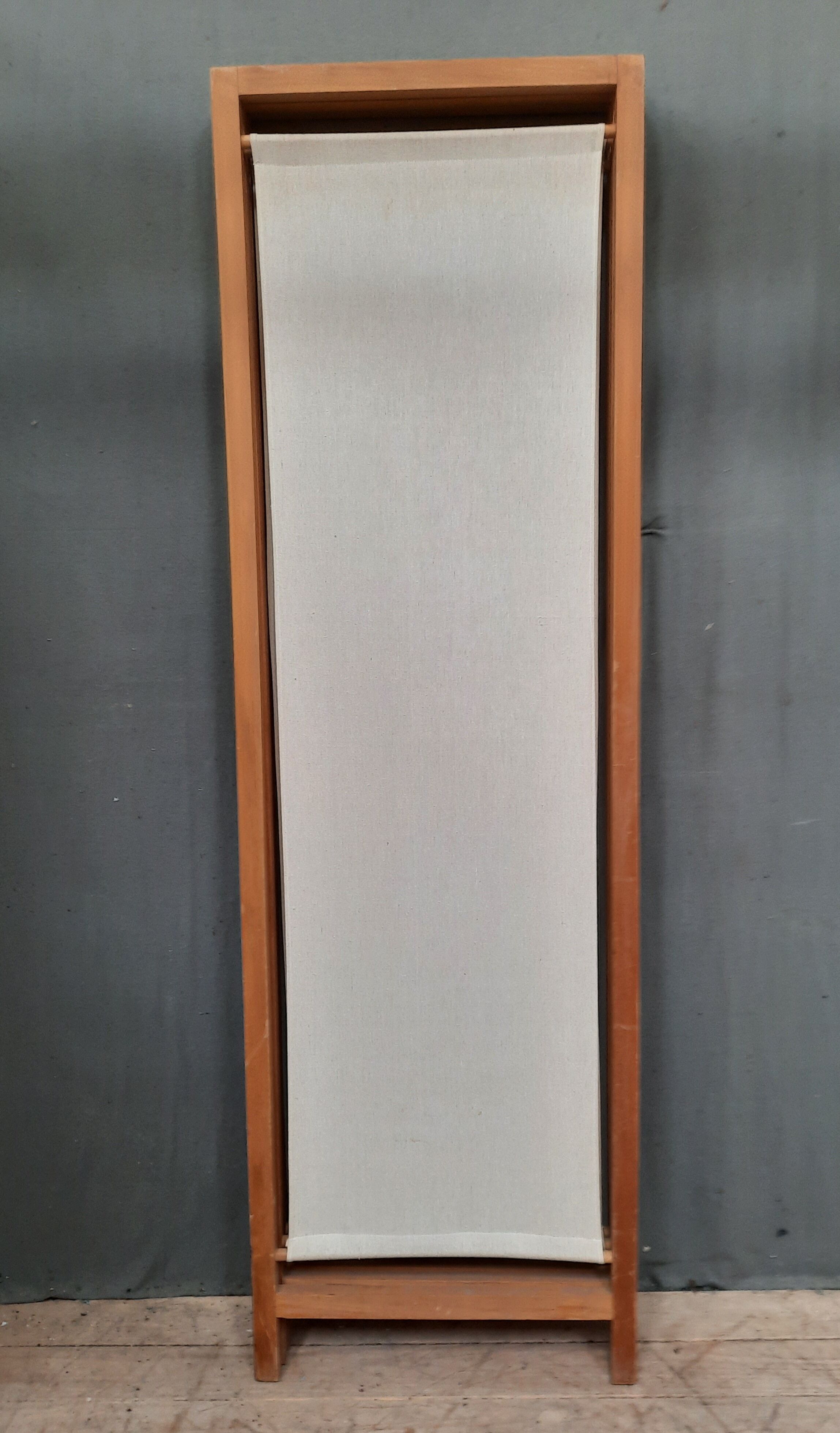 3-panel fabric screen