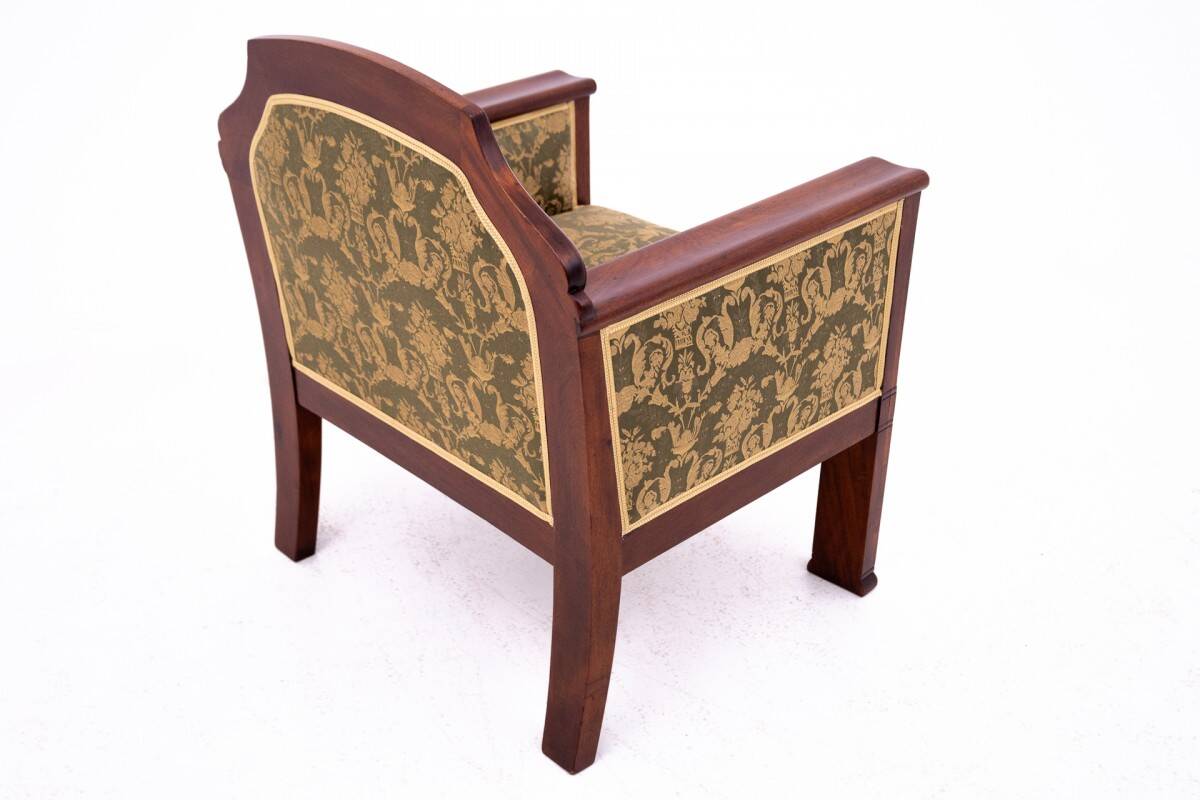 Antique Biedermeier living room set from around 1870.