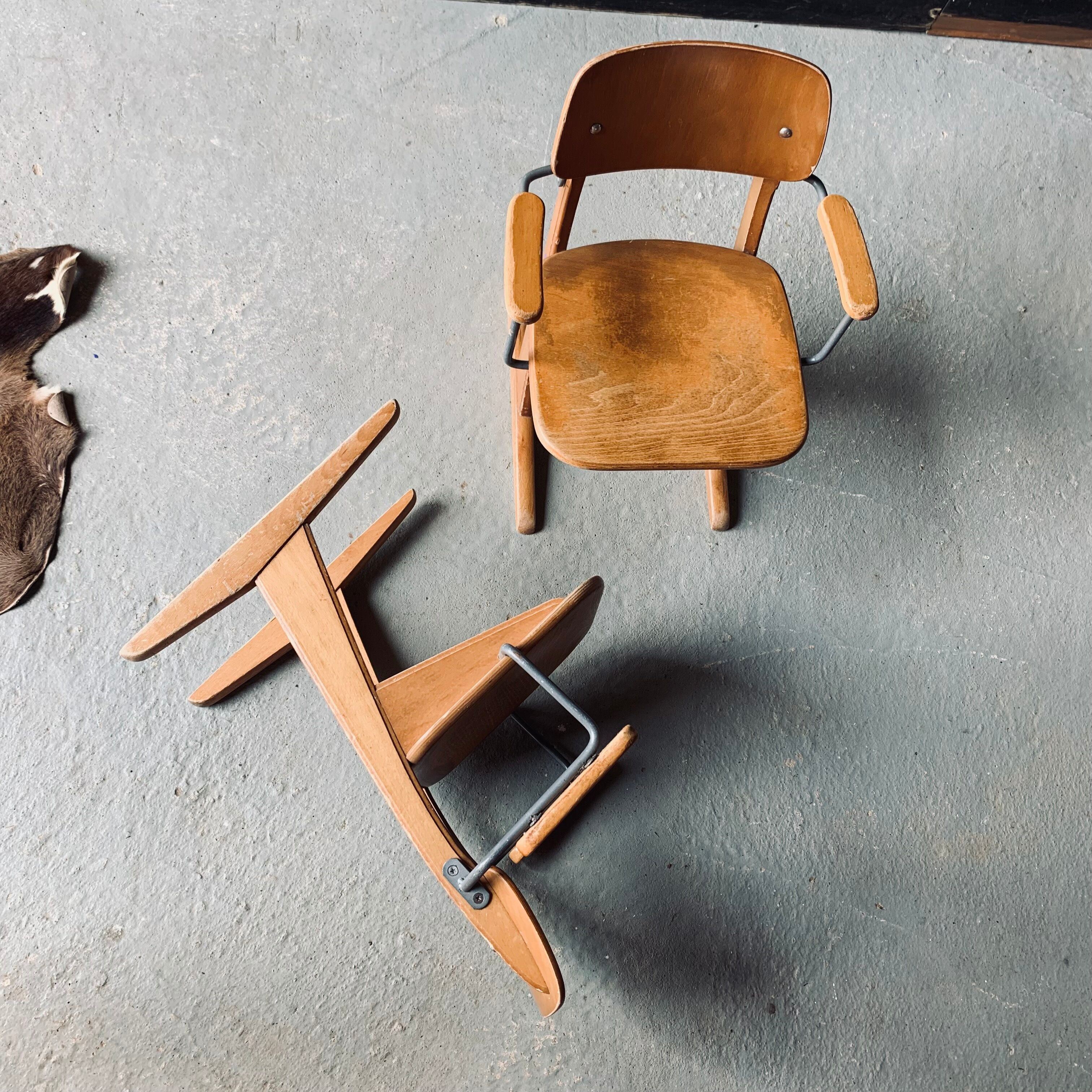 2 chaises enfant Casala - bois & métal
