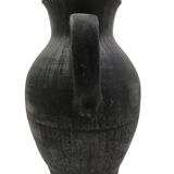 Terracotta pot