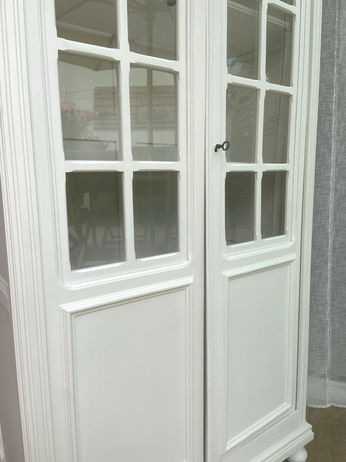 Armoire vitrée
