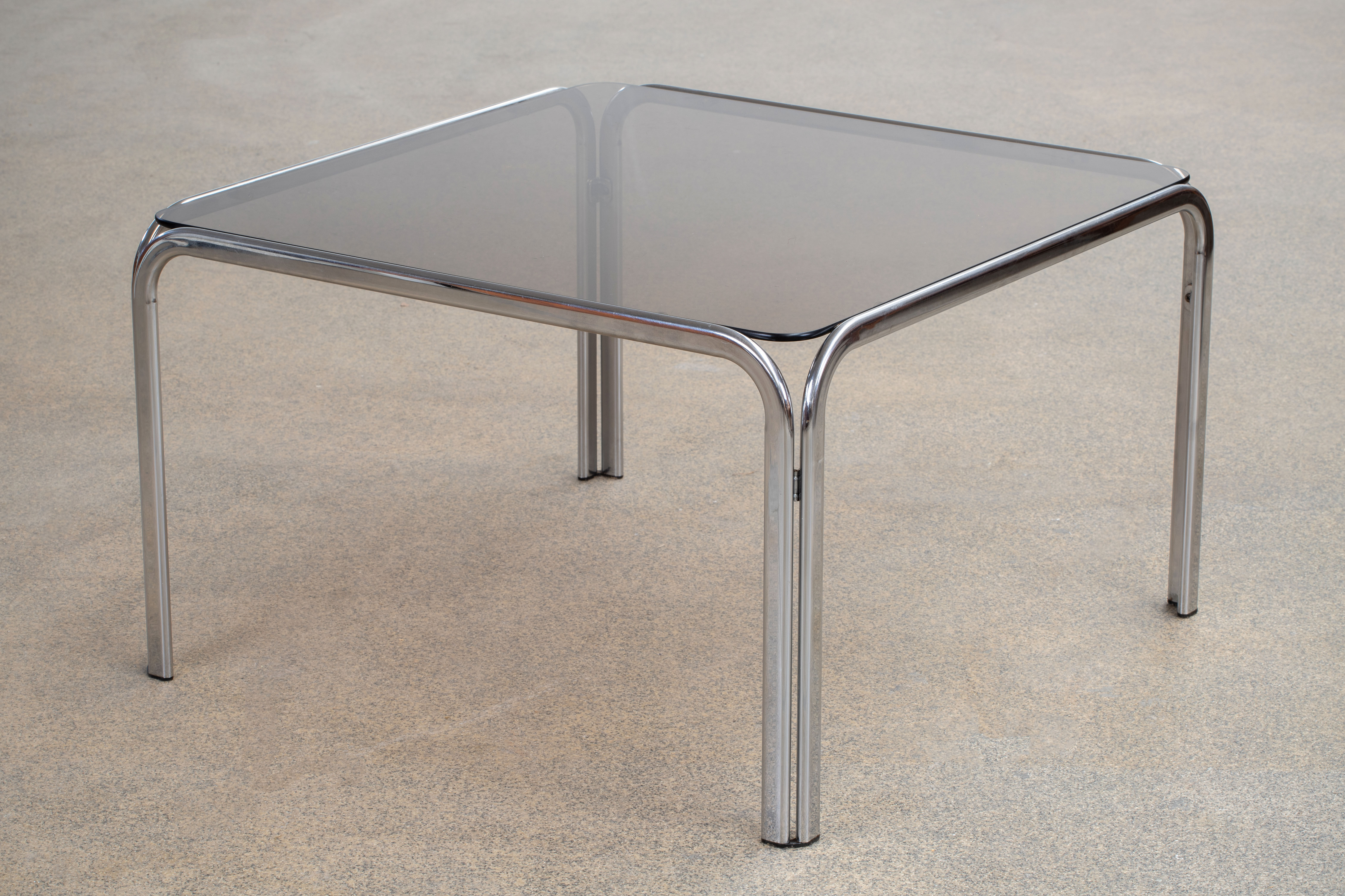 Vintage coffee table – 83 cm