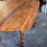Dining table with 2 leaves in wood ⌀ 120 cm