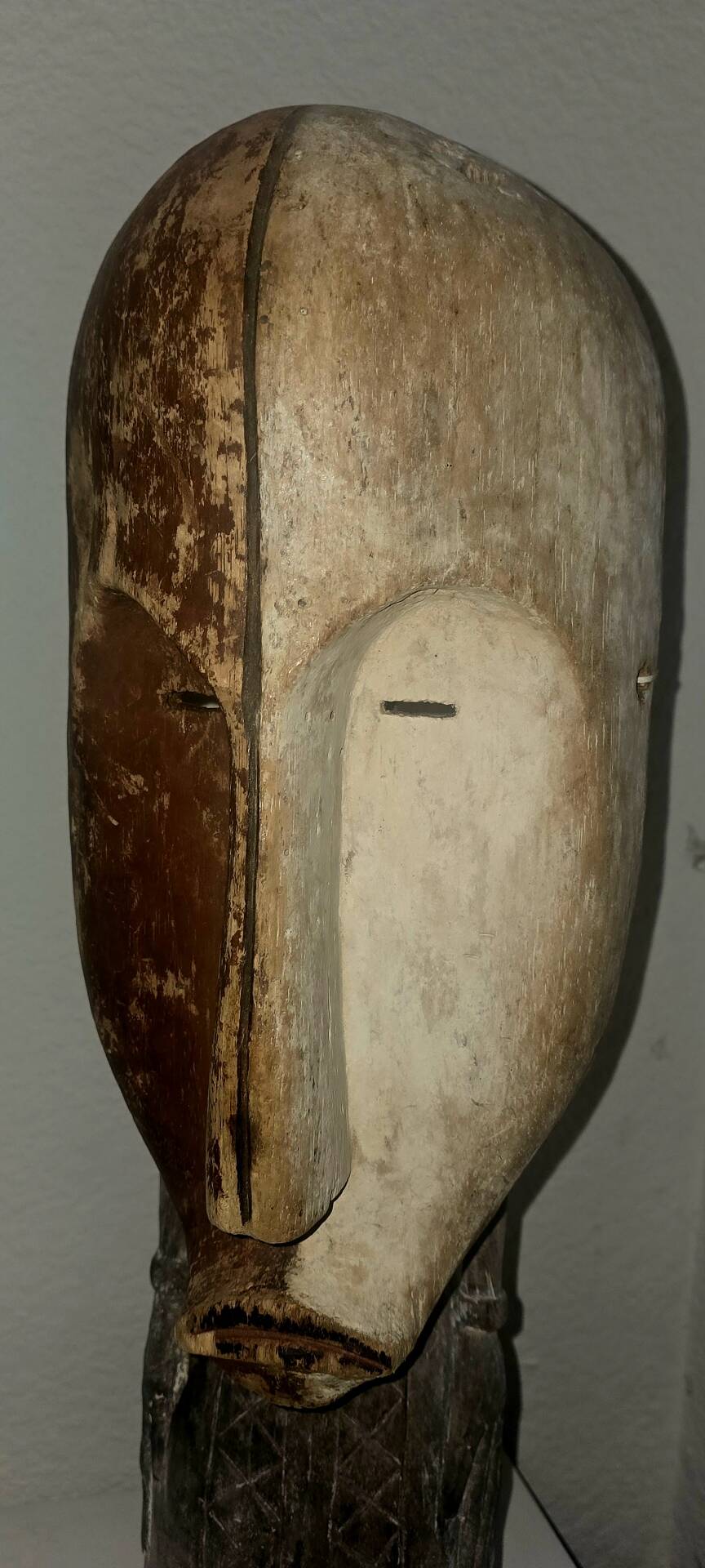 Masque africain fang début 20e-eeuwse #statue #tribus #lega
