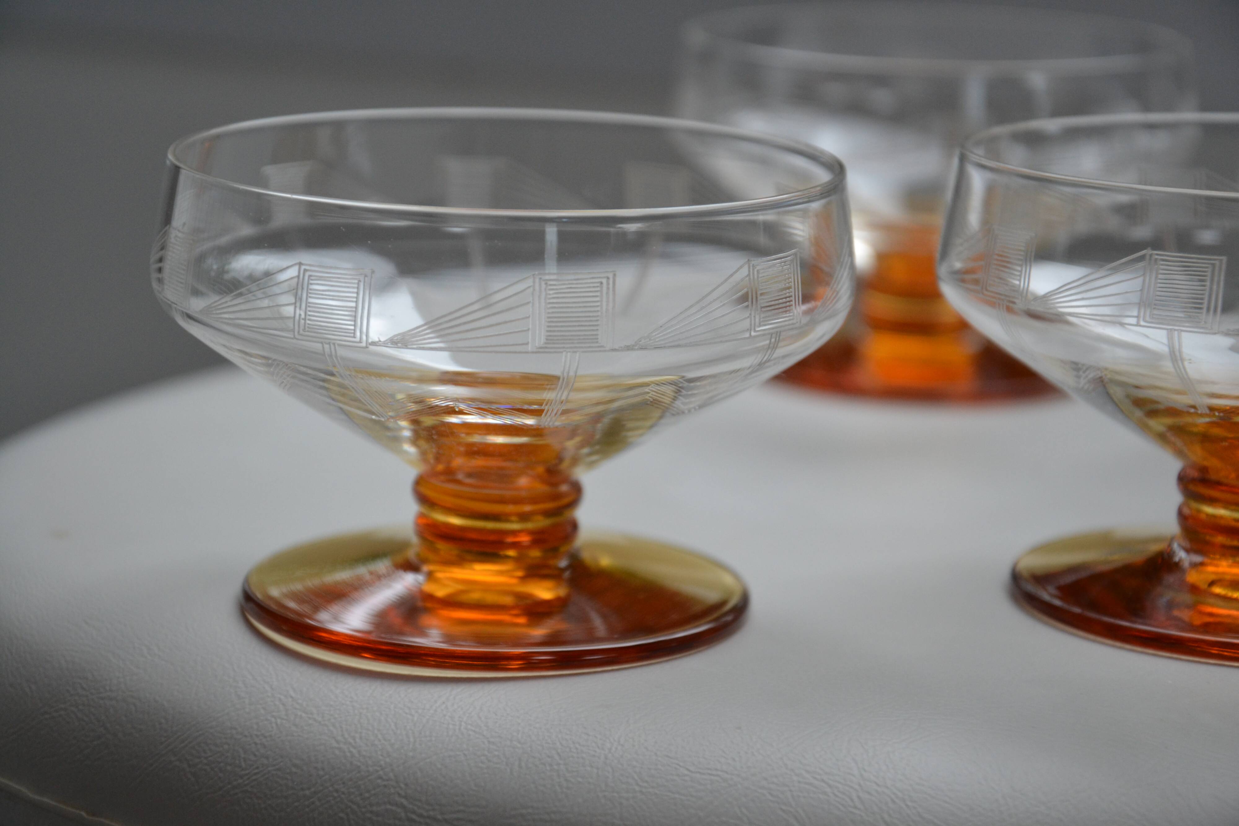 4 champagne glasses chiseled glass