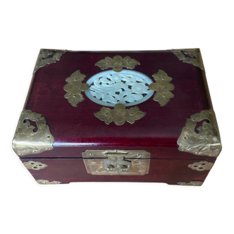 Jewelry box