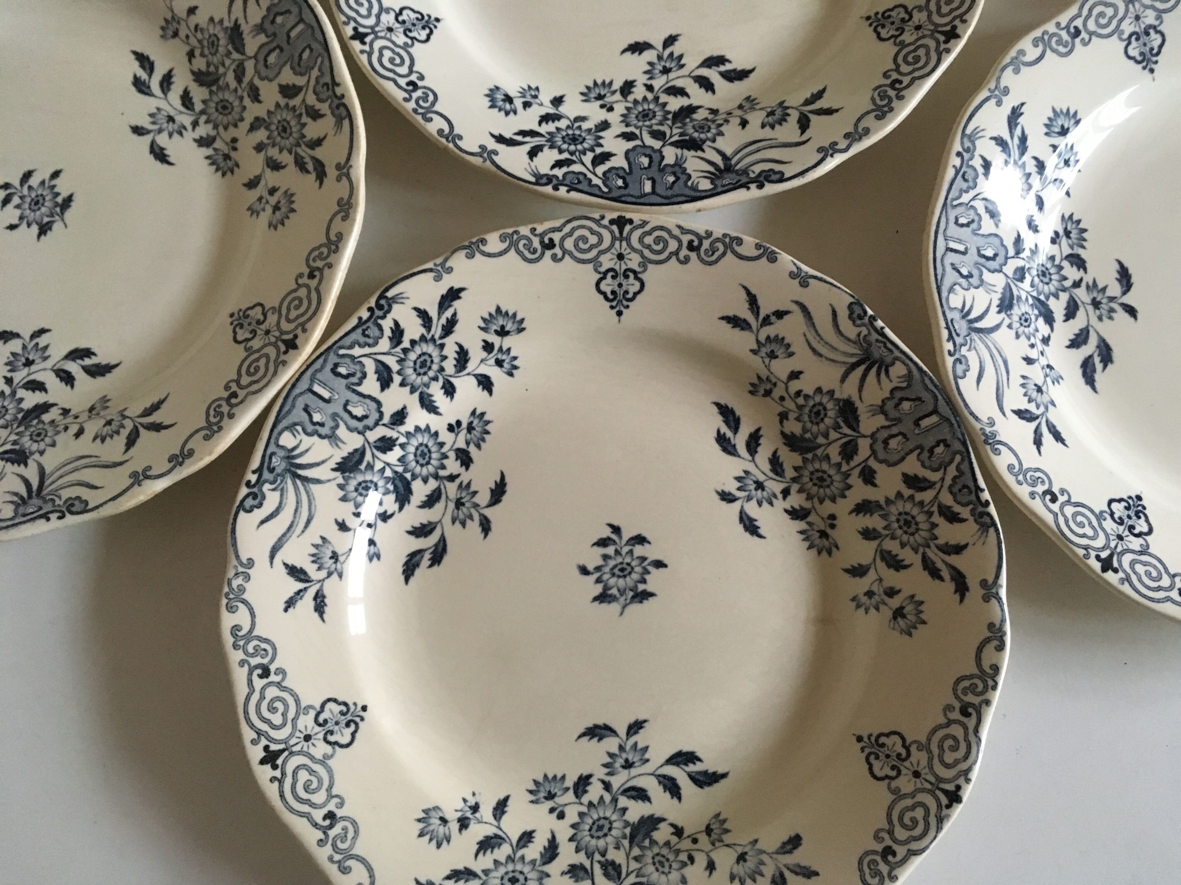 Set of 6 dinner plates earthenware of sarreguemines décor moscow early 20th