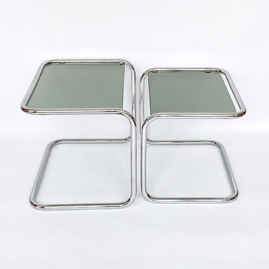 Pull-out tables 70s