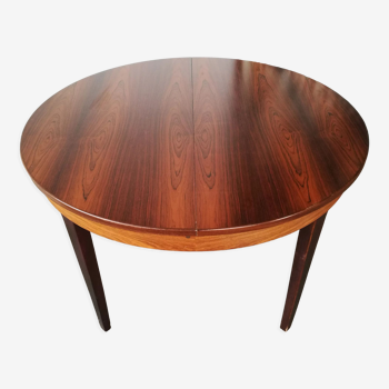 Round table, rosewood extendable, butterfly extension