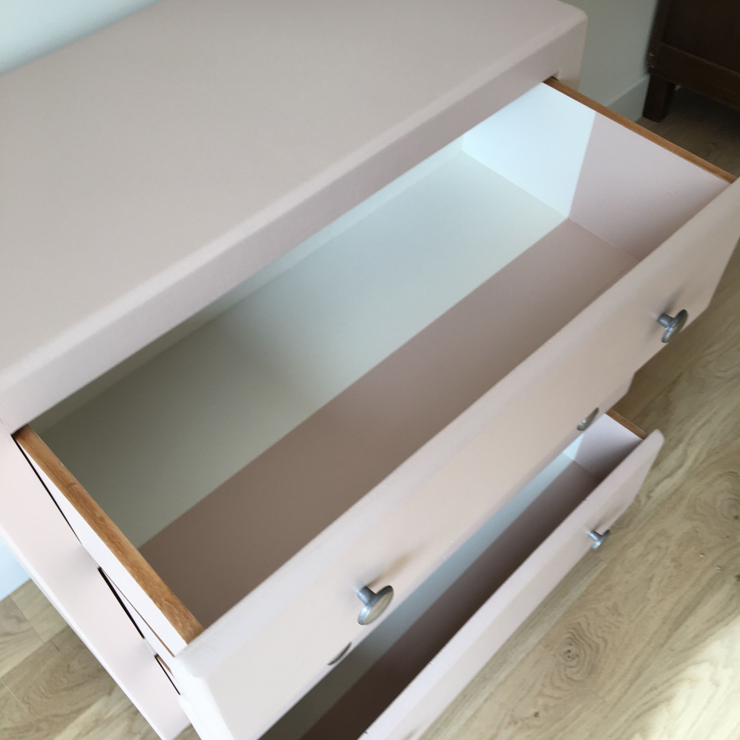 Vintage dresser
