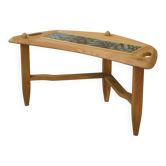 Table basse en chêne et céramique par Guillerme et Chambron pour Votre Maison 1950’s