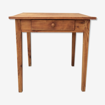 Drawer farm table