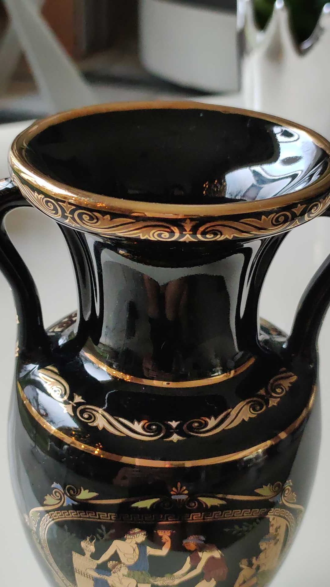 Vase Ancient Greek Amphora stamped. Motifs scenes of life from Greek mythology. Gold inlays