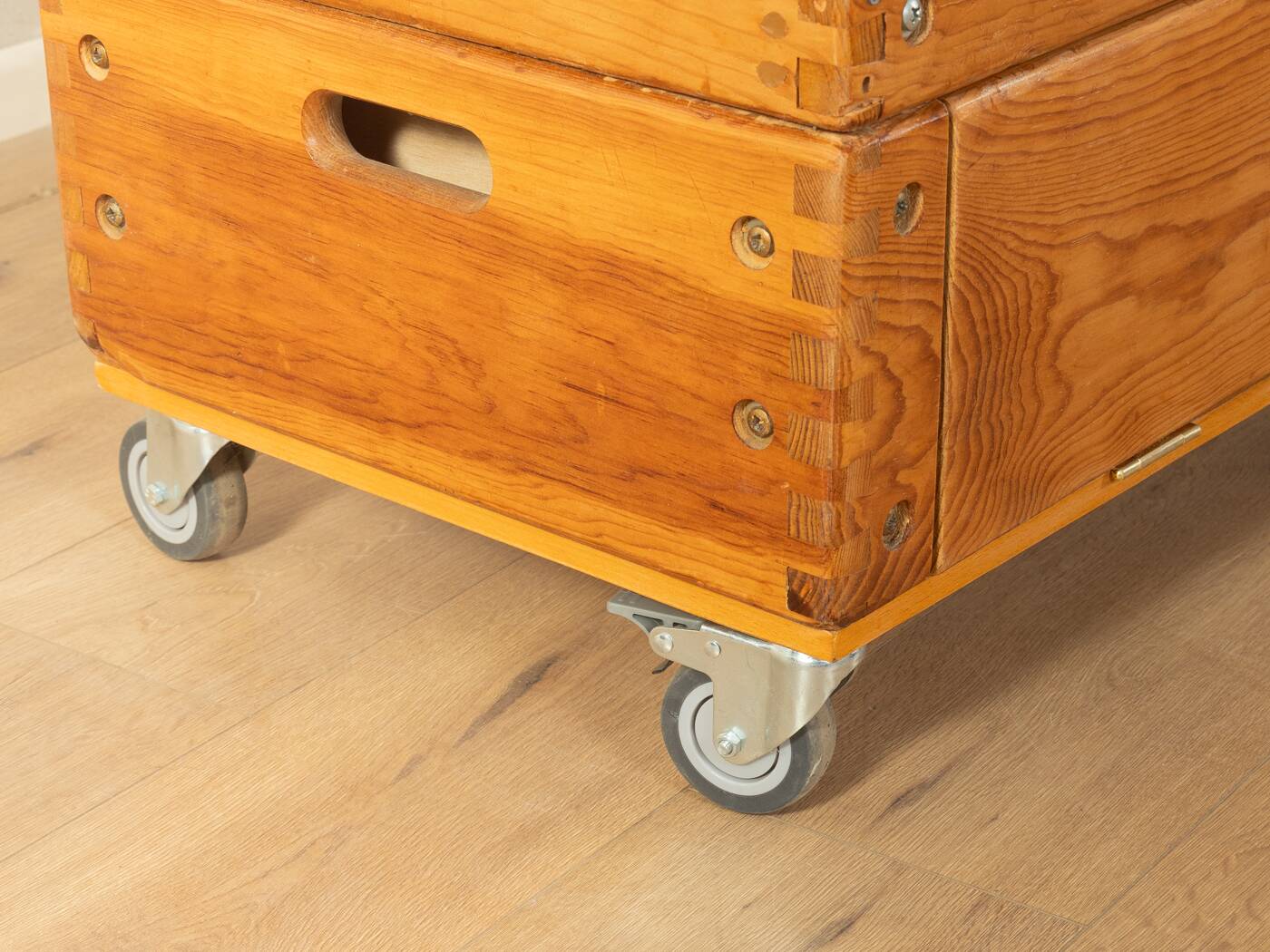 Unique vaulting box from the 1960s