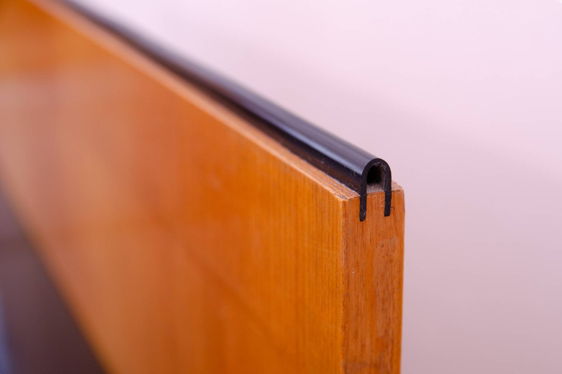 Armoire-bibliothèque vitrée vintage par Mojmír Požár, Tchécoslovaquie, 1960