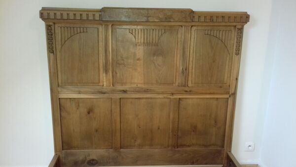 Lit avec tête de lit style art déco