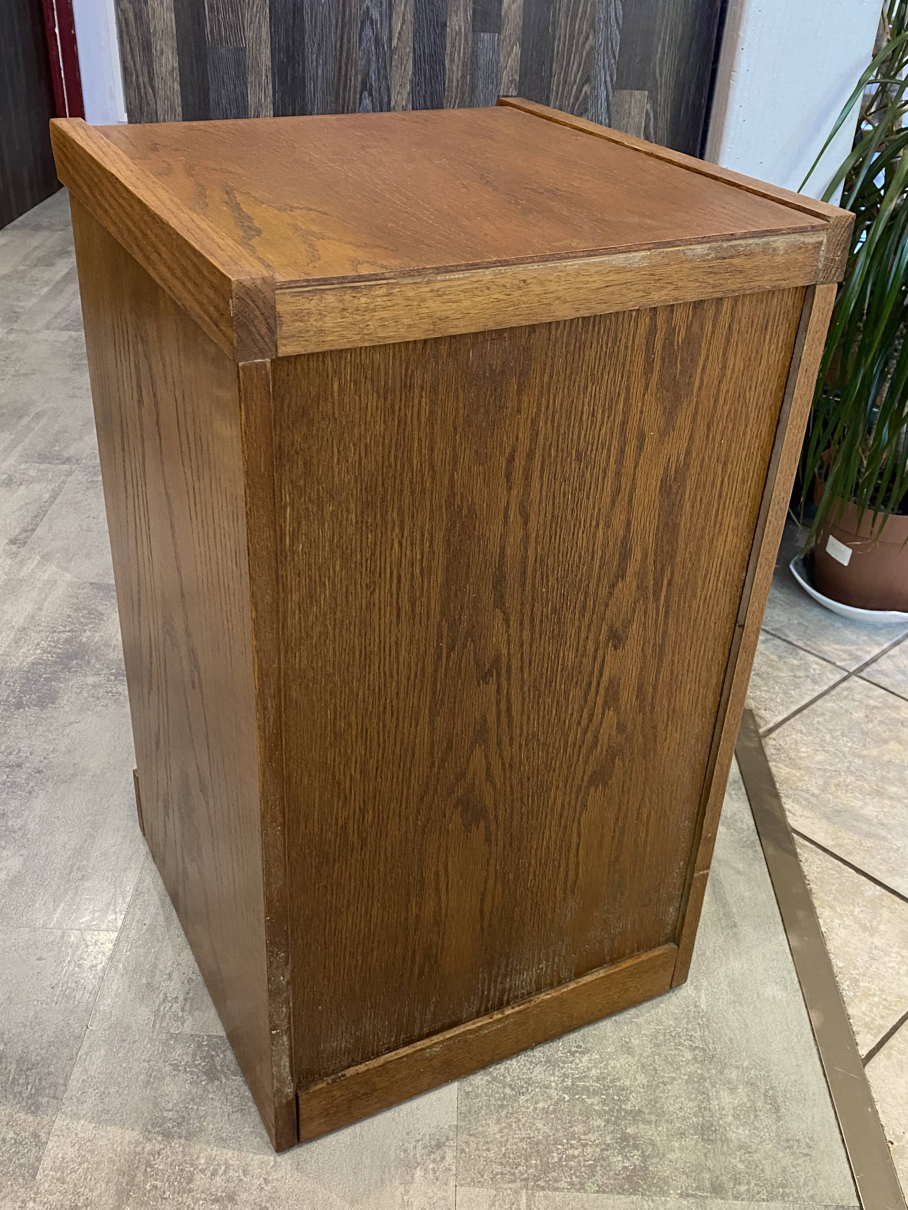 Furniture n1 for administrative storage, filing cabinet for hanging files.