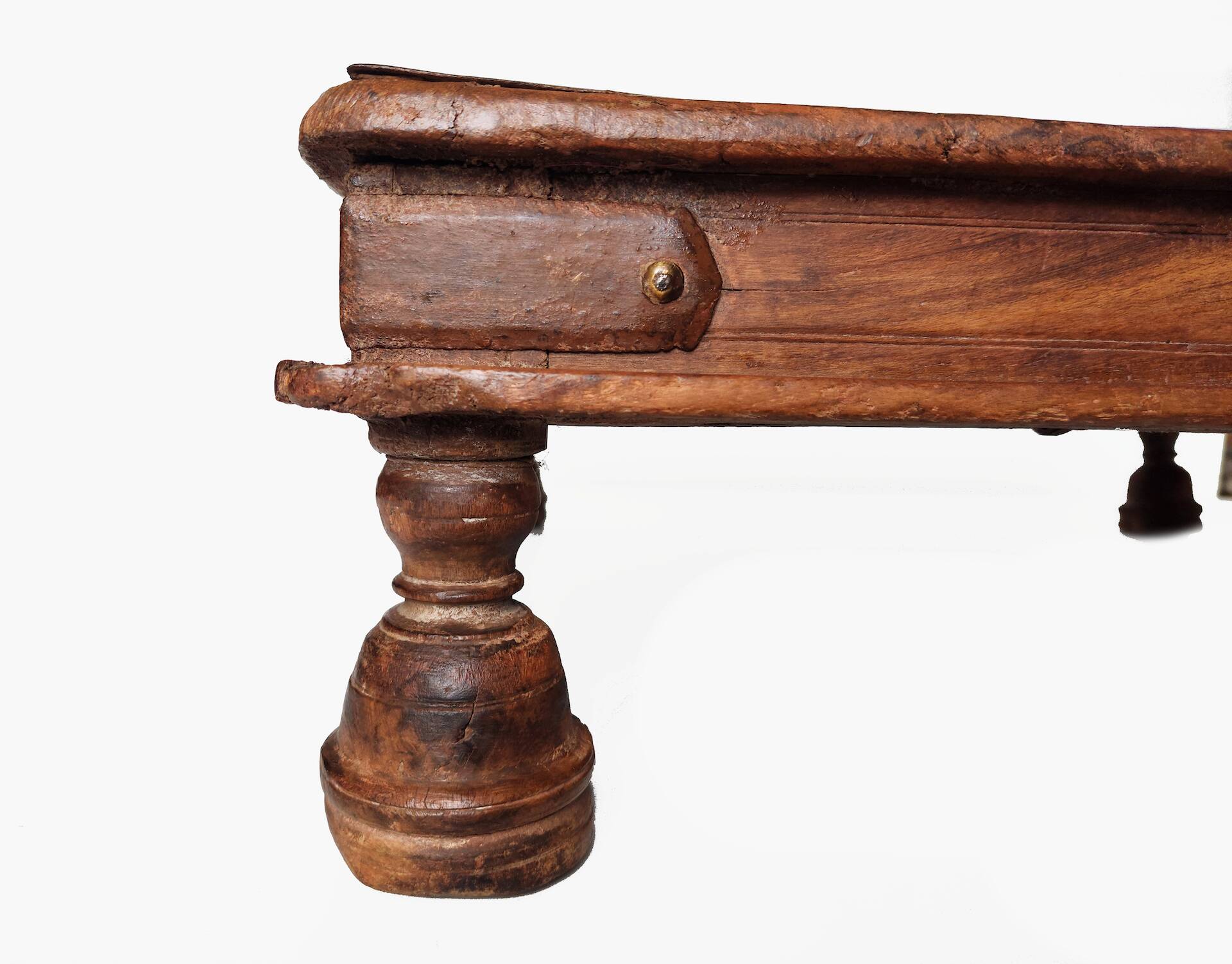 Ancient Indian ritual table of the Bajot type, wood and brass – Rajasthan