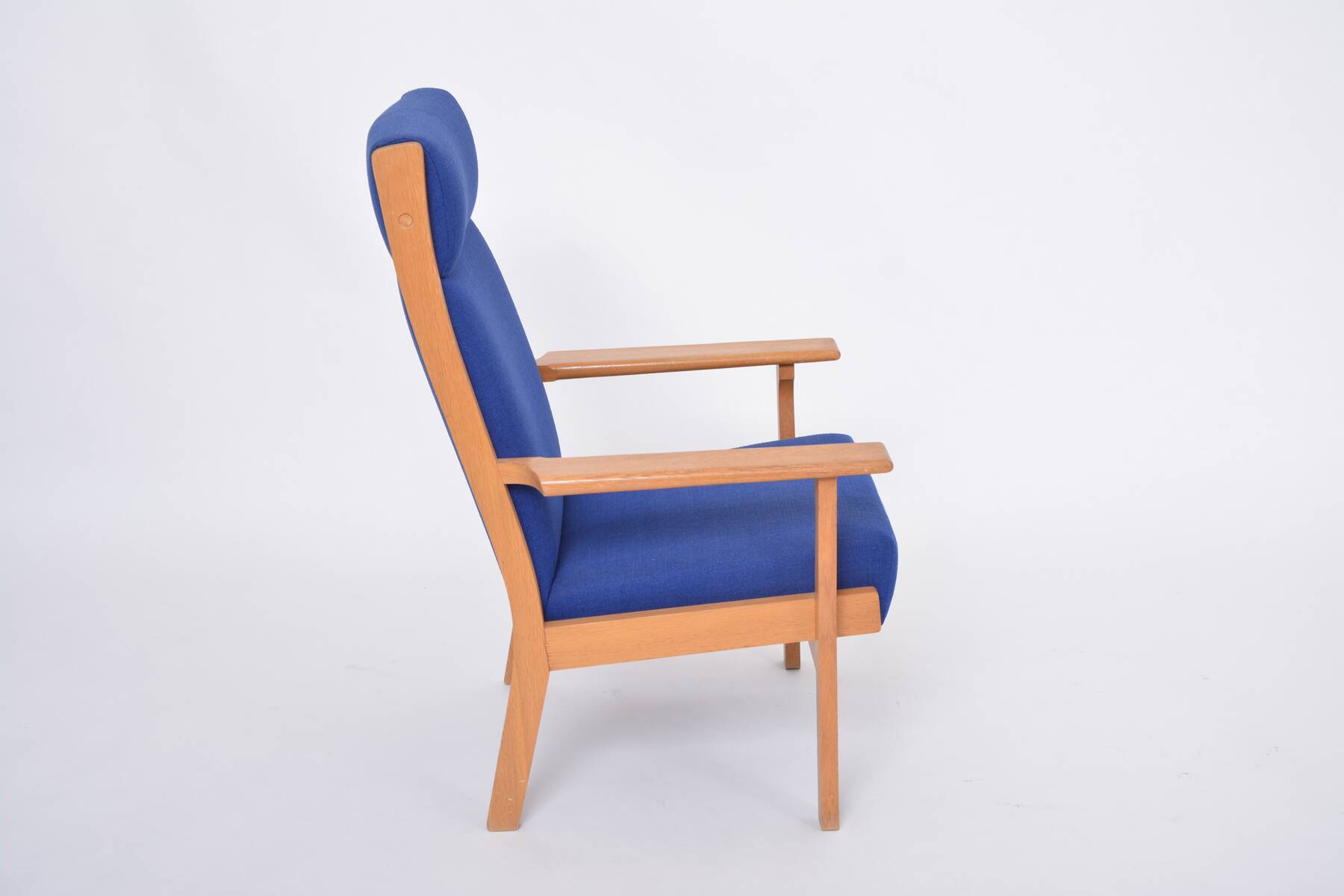Reupholstered Danish Mid-Century Modern GE 181 a Chair by Hans Wegner for GETAMA