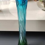 Flower-shaped soliflore vase. In blown Art glass. Handmade. High 30 cm