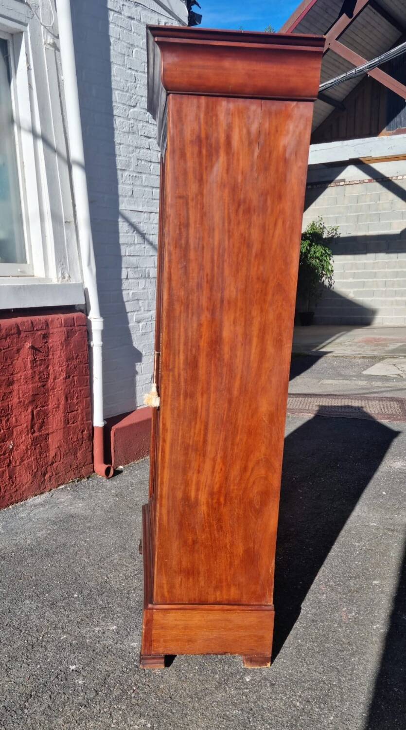 Louis Philippe Style Mahogany Display Cabinet from the 19th Century