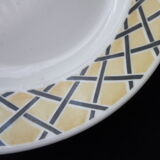 Round demireux dish in Badonviller earthenware with cross-hatching