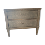 Loaf chest of drawers