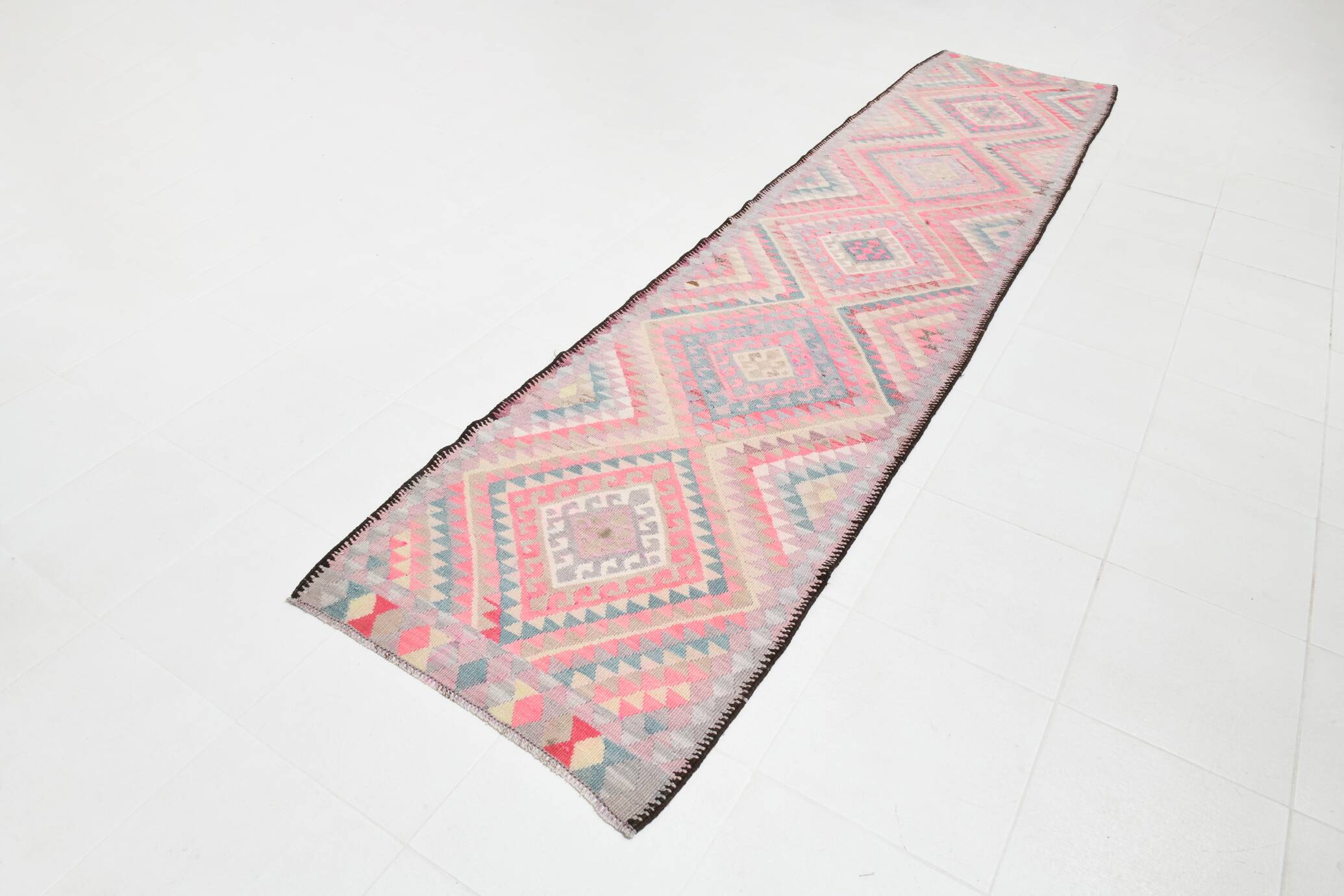3x13 Soft Pink Turkish Vintage Runner Rug, 94x404Cm