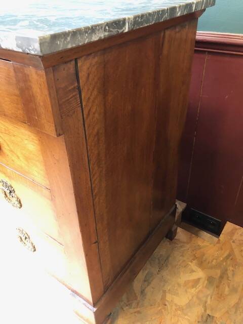 Commode with marble top