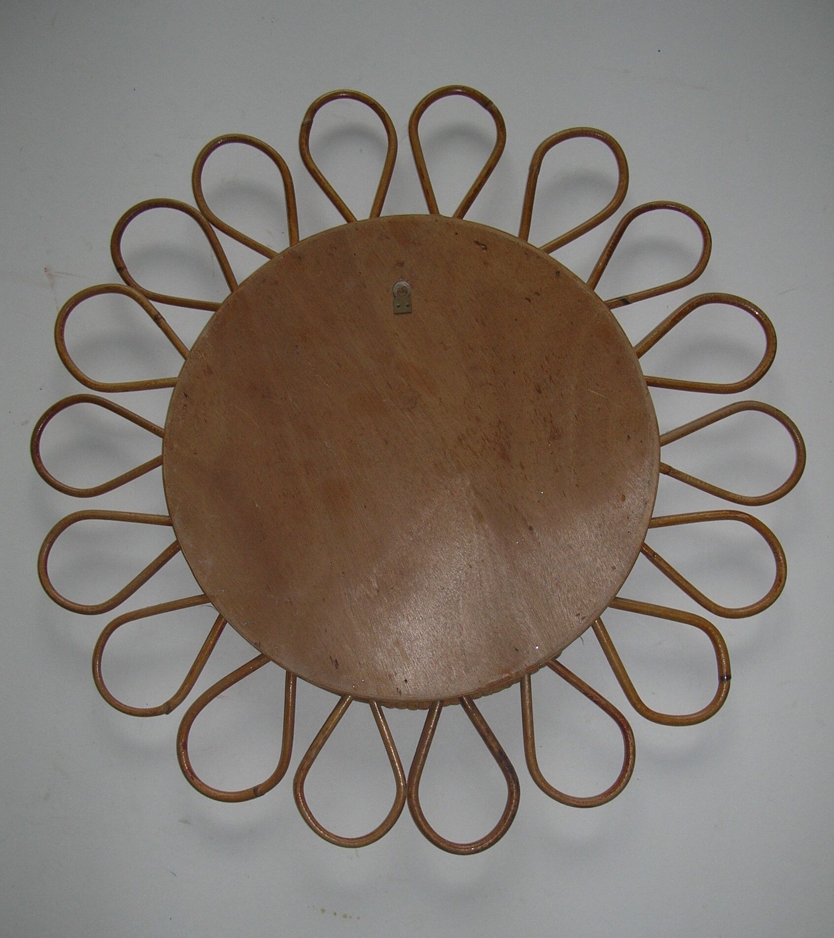Vintage flower rattan mirror 48cm