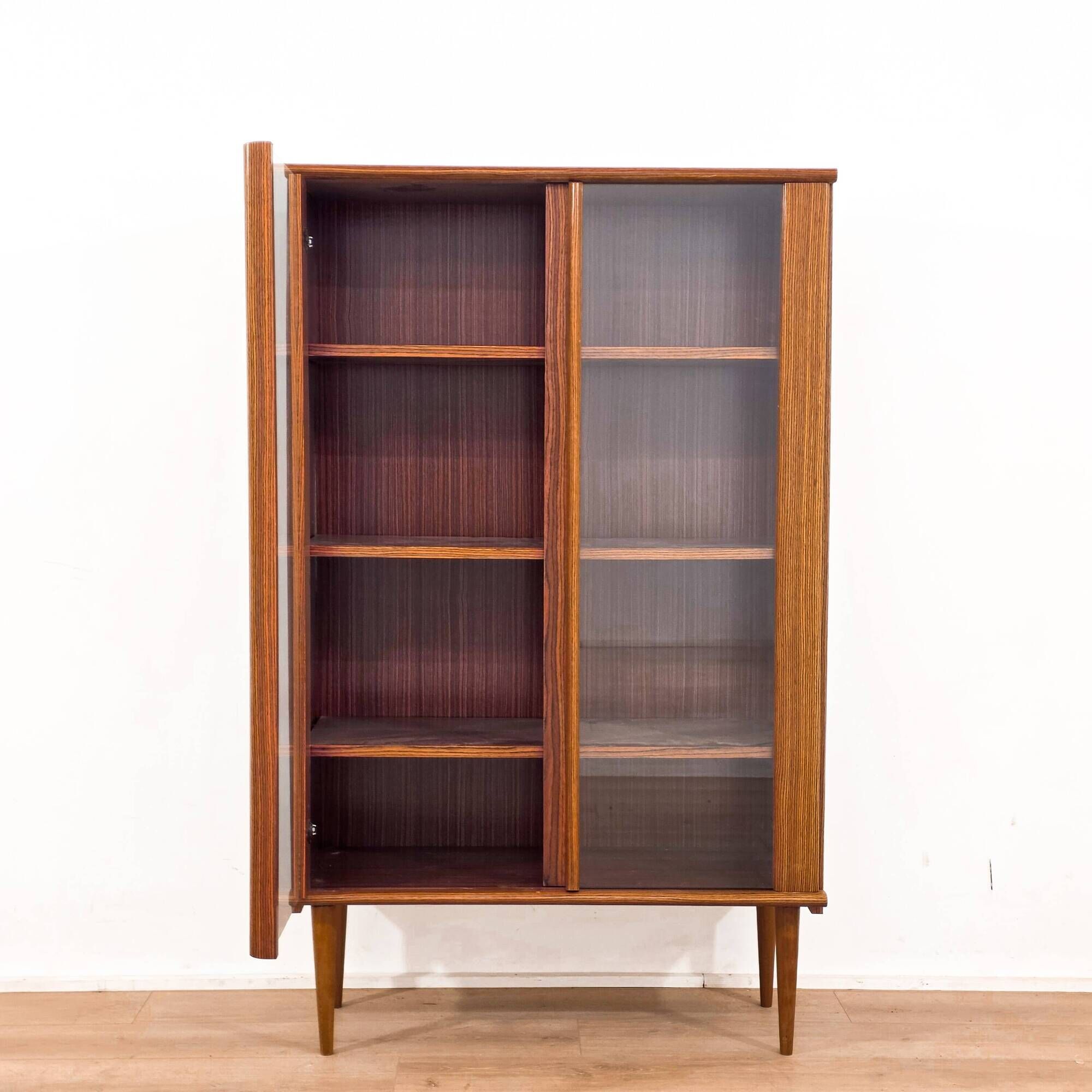 Bibliothèque vitrée scandinave en bois, années 1960