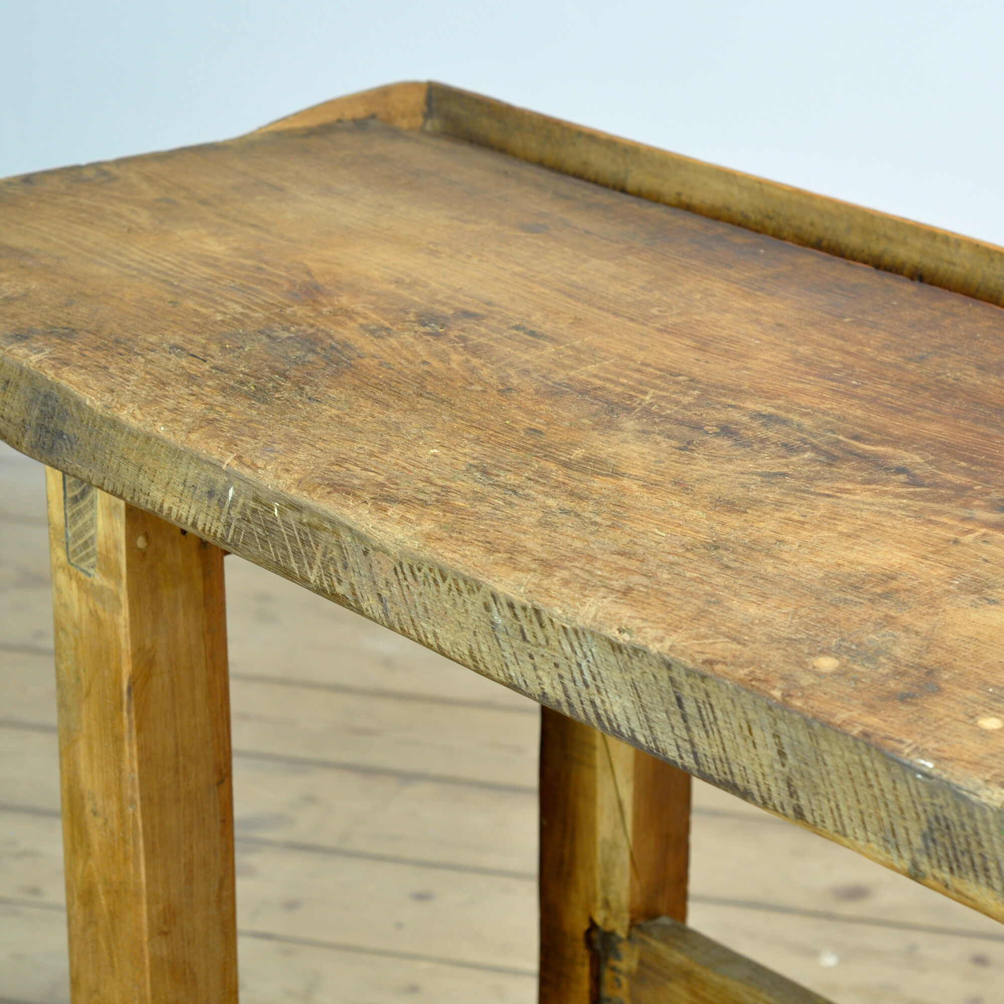Table de travail en chêne, vers 1920