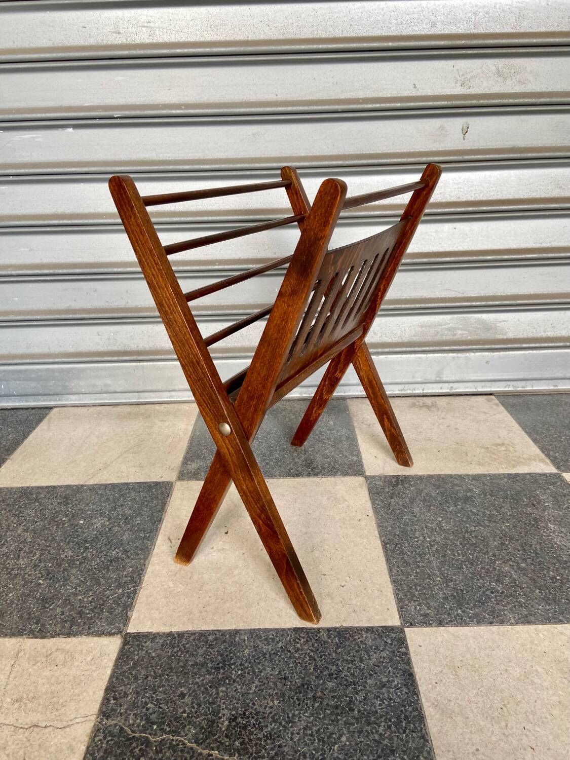 Cees Braakman designer magazine rack