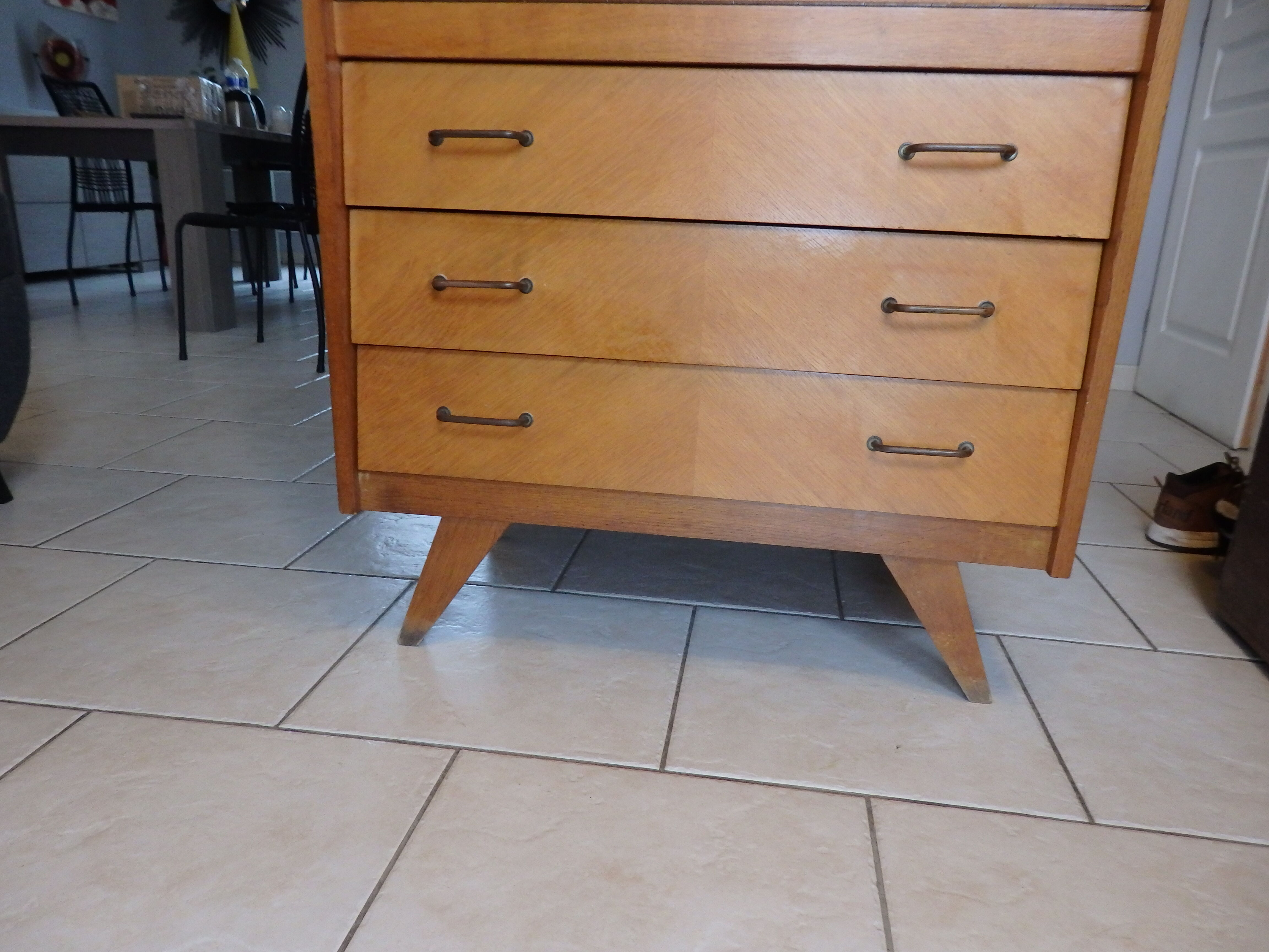 Secretary vintage compass feet