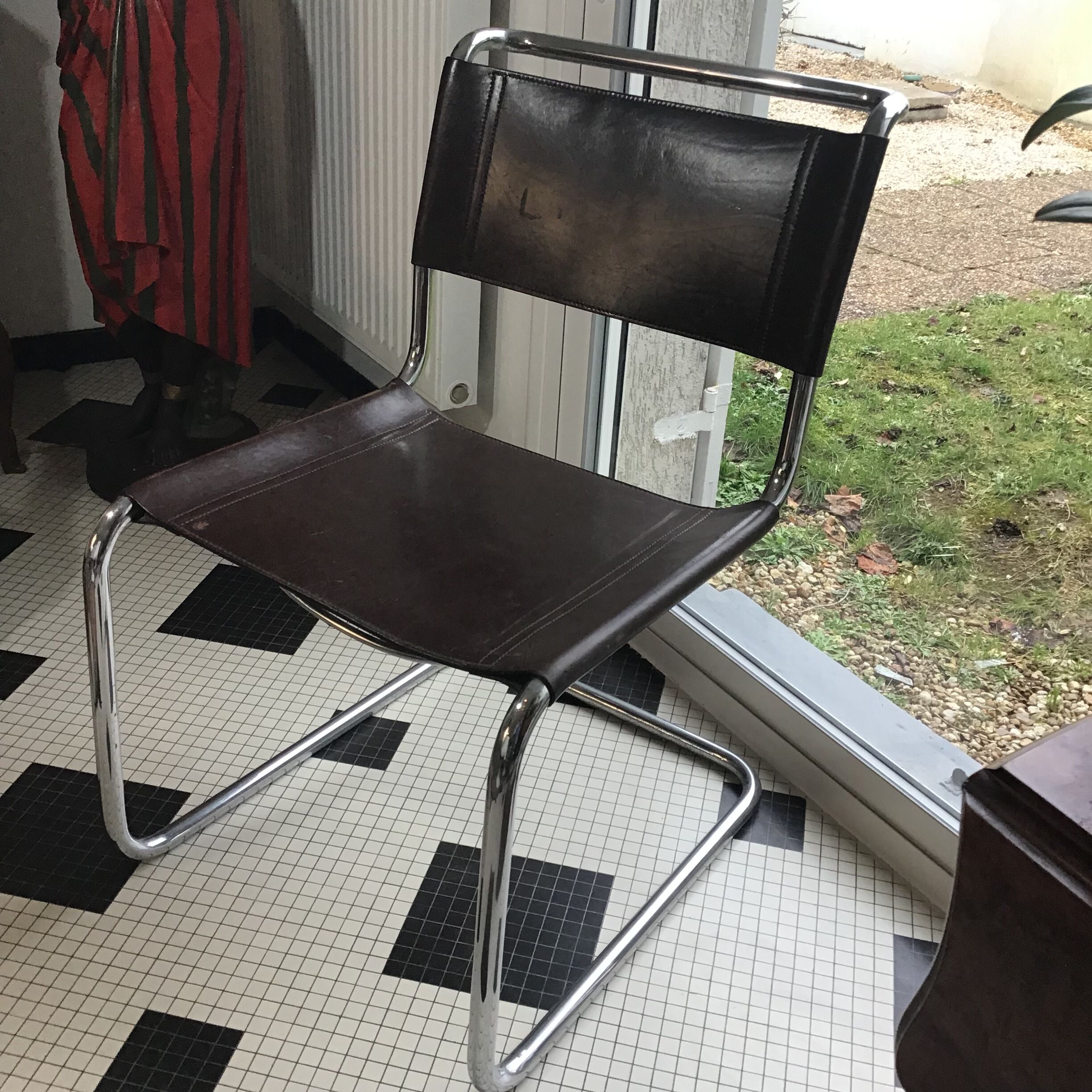 Suite of four S33 chairs